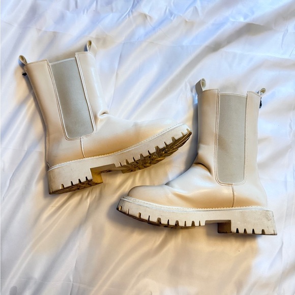 Cream Chunky Combat Boots – Size 40 (US 9) - Picture 2 of 8